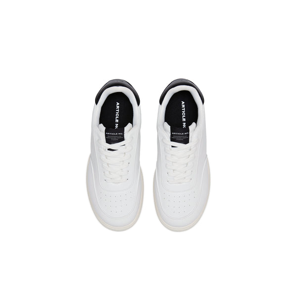 ARTICLE NO. 051X-TR001-23 WHITE/BLACK PLEATHER BURGER TRAINER