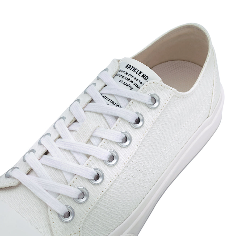 ARTICLE NO. 1007-1181 WHITE CLASSIC LOW-TOP VULCANIZED
